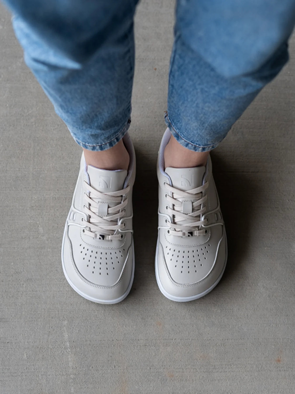 Arise Sneakers