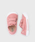 Canvas v. sneakers - MyMara