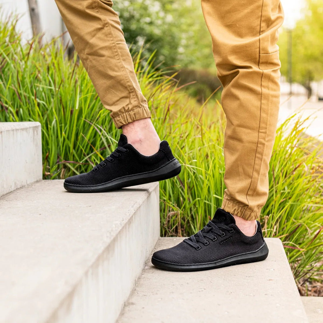 Globetrotter Barefoot Sneakers - MyMara