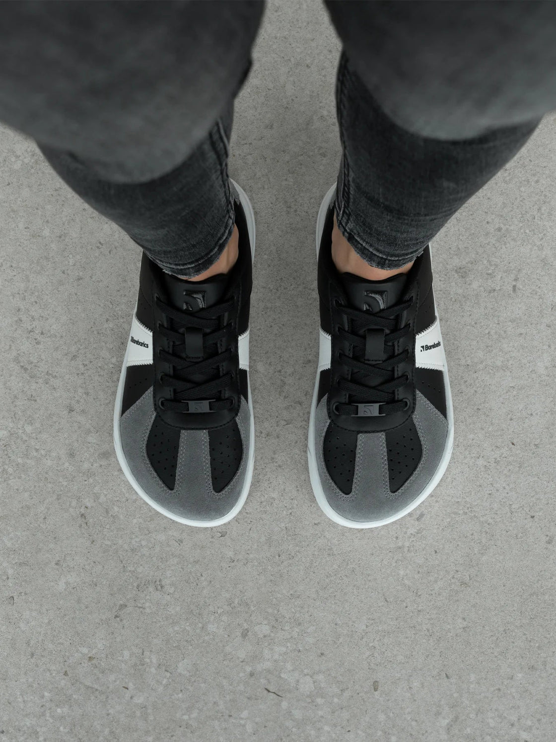 Icara Leather Sneakers - MyMara