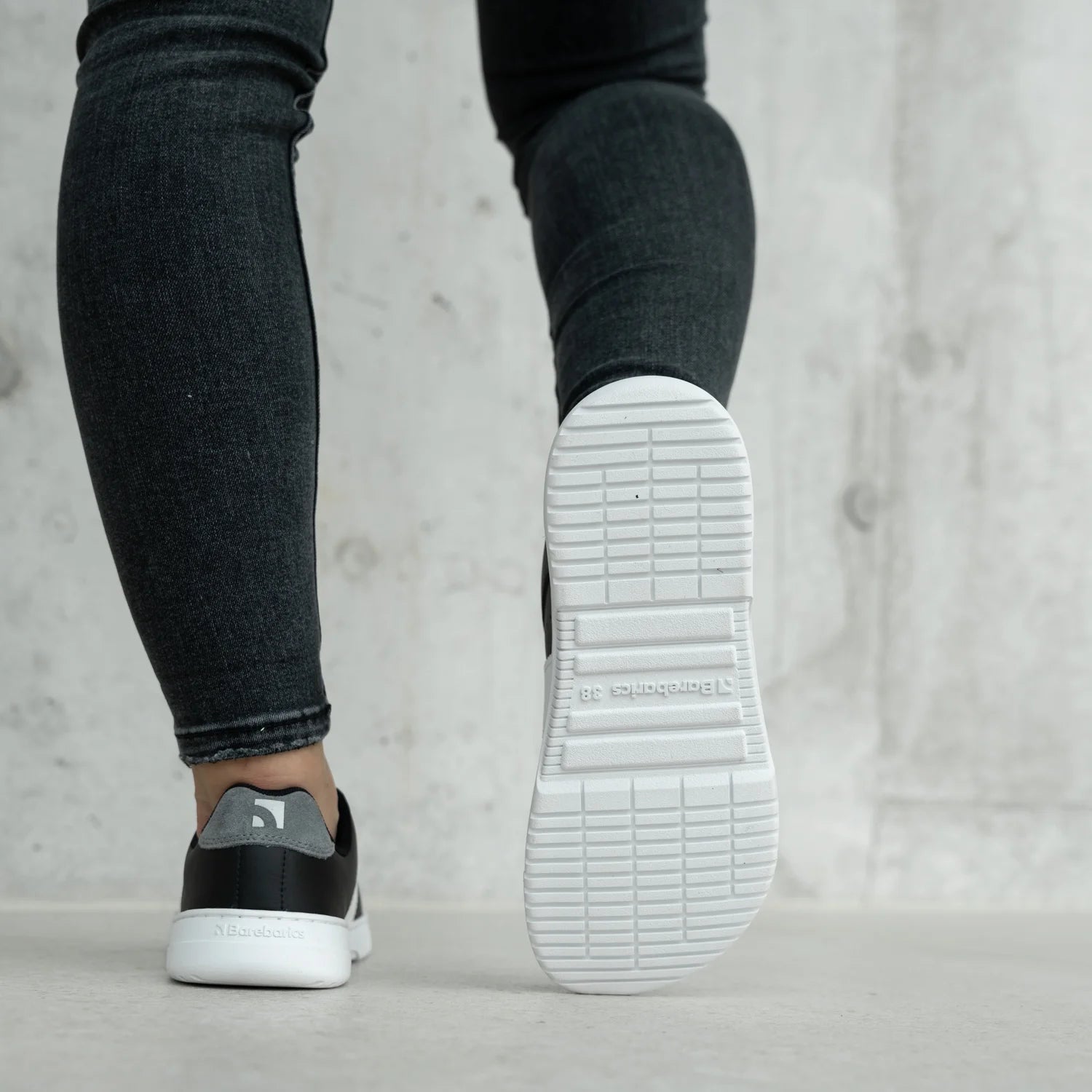 Icara Leather Sneakers - MyMara