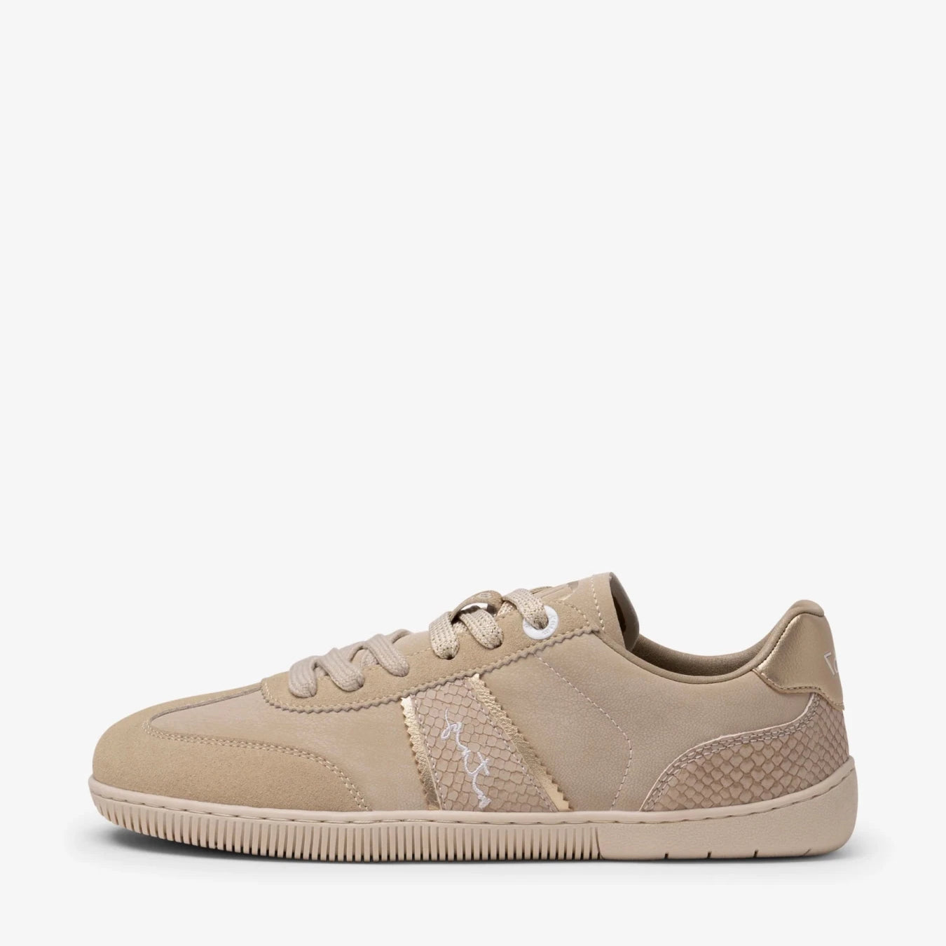 Mtng Free Aria Women's Minimalist Sneakers - MyMara