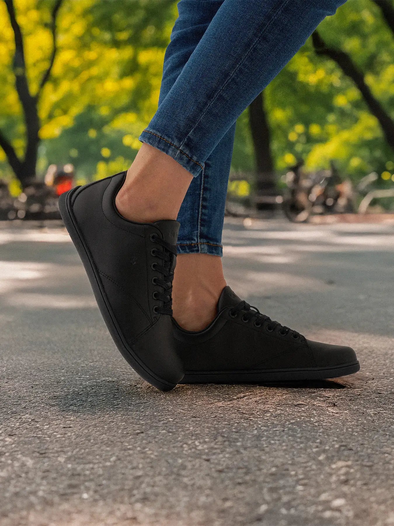 Sneakers Core - Sustainable Leather Minimalist Shoes - MyMara