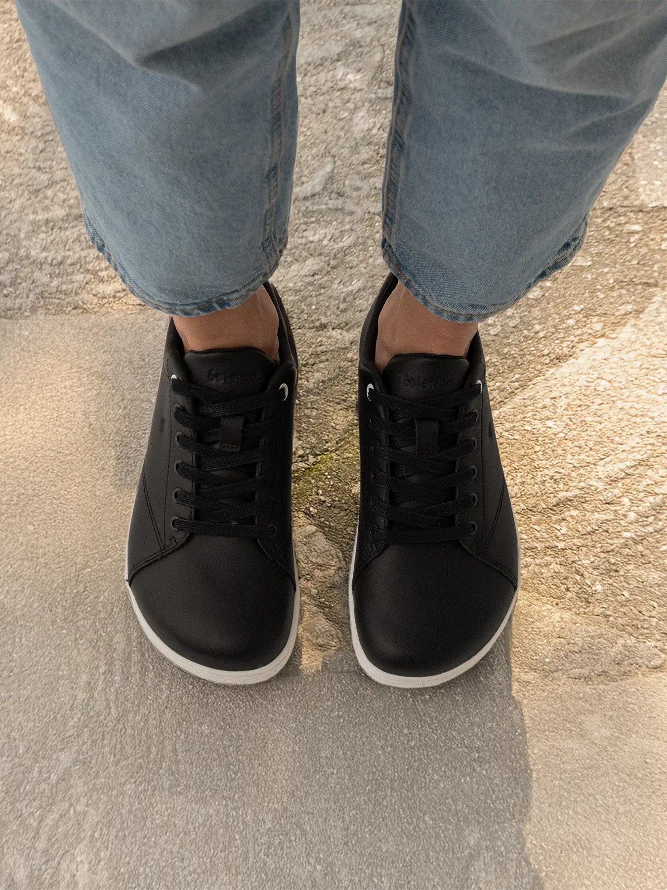Sneakers Core - Sustainable Leather Minimalist Shoes - MyMara