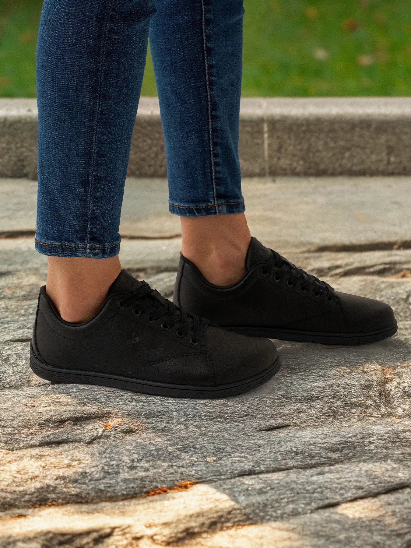 Sneakers Core - Sustainable Leather Minimalist Shoes - MyMara